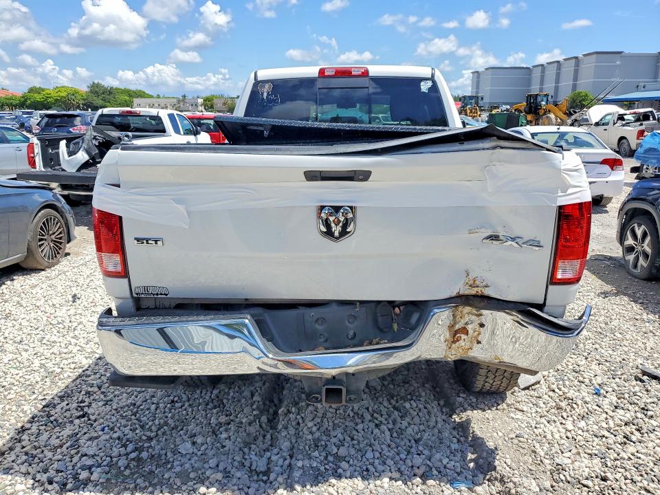 73340985 :رقم المزاد ، 3C6UR5DLXJG398282 vin ، 2018 Ram 2500 مزاد بيع