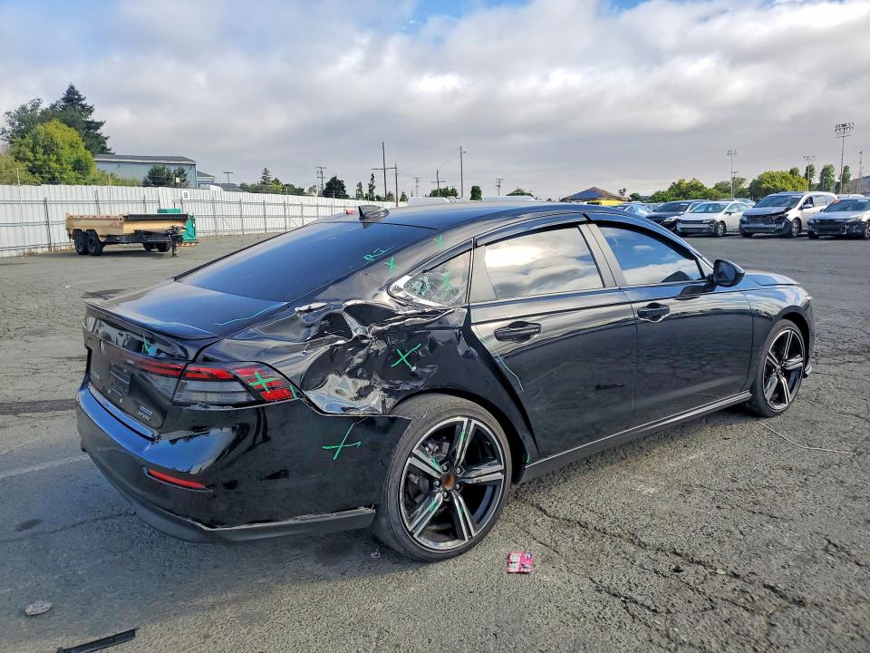 Продажа на аукционе авто 2025 Honda Accord, vin: 1HGCY2F58SA027532, номер лота: 58045356