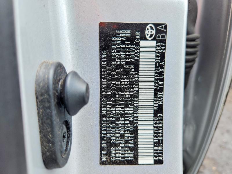 Продаж на аукціоні авто 2018 Toyota Corolla, vin: 5YFBURHE6JP806997, номер лоту: 57948826