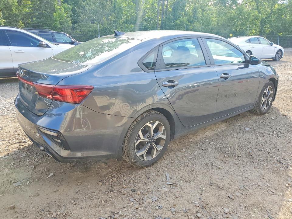 2019 Kia Forte მანქანა იყიდება აუქციონზე, vin: 3KPF24AD8KE108115, აუქციონის ნომერი: 57649586