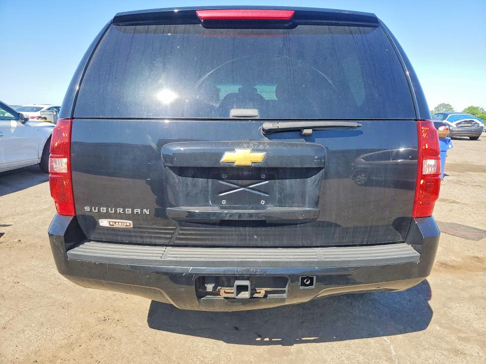 2013 Chevrolet Suburban მანქანა იყიდება აუქციონზე, vin: 1GNSKHE78DR361301, აუქციონის ნომერი: 78684995