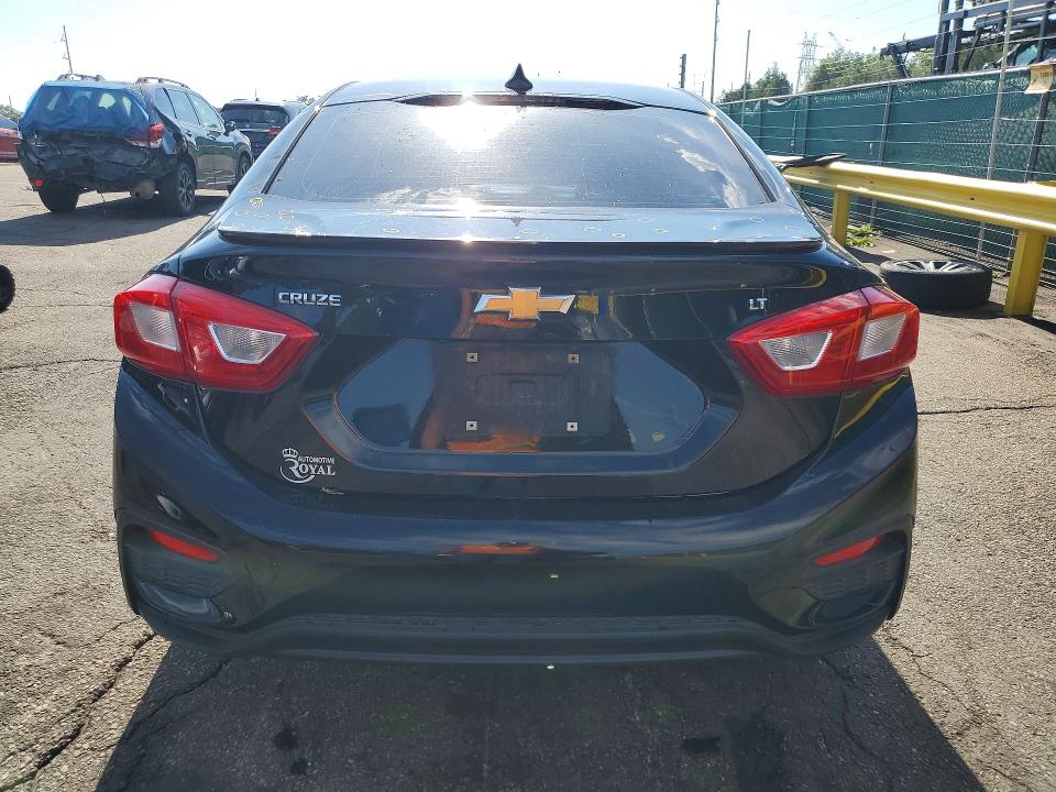 59119836 :رقم المزاد ، 1G1BE5SM2H7261195 vin ، 2017 Chevrolet Cruze مزاد بيع
