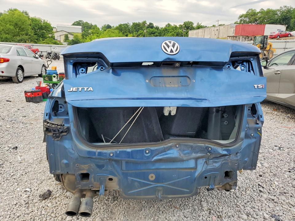 Продажа на аукционе авто 2017 Volkswagen Jetta, vin: 3VW2B7AJ9HM404018, номер лота: 56407666