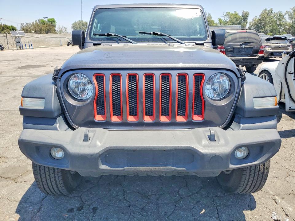 2018 Jeep Wrangler Unlimited მანქანა იყიდება აუქციონზე, vin: 1C4HJXDNXJW145348, აუქციონის ნომერი: 55867656