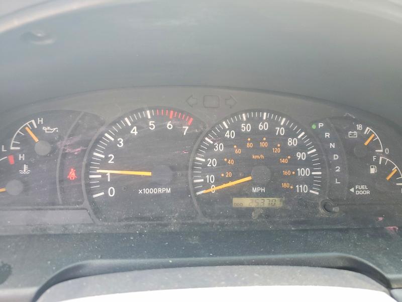 58541746 :رقم المزاد ، 5TBRN34142S222367 vin ، 2002 Toyota Tundra مزاد بيع