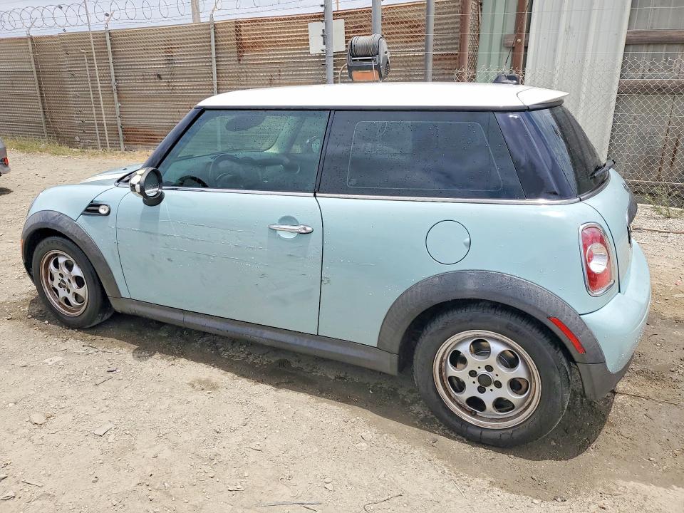 Продаж на аукціоні авто 2012 Mini Cooper, vin: WMWSU3C5XCT260136, номер лоту: 57818236