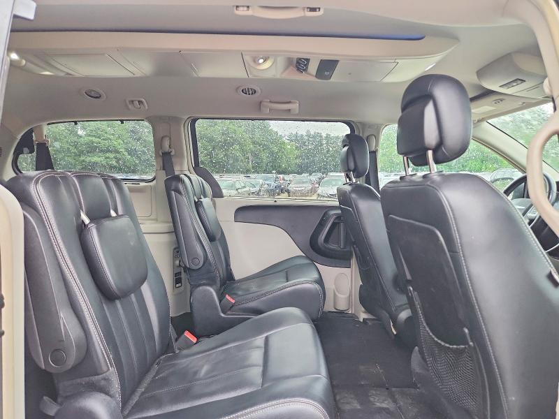 57994916 :رقم المزاد ، 2C4RC1BG0GR223265 vin ، 2016 Chrysler Town & Country مزاد بيع