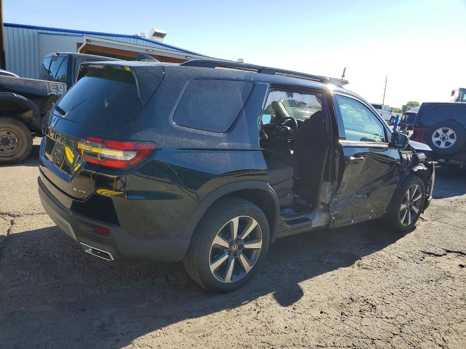 56083166 :رقم المزاد ، 5FNYG1H88PB029403 vin ، 2023 Honda Pilot مزاد بيع