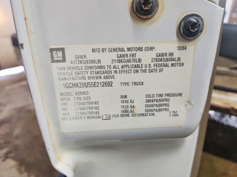 56163216 :رقم المزاد ، 1GCHK29U55E212692 vin ، 2005 Chevrolet Silverado مزاد بيع