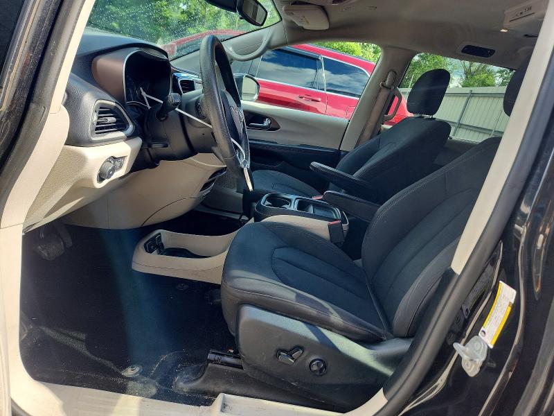 57320536 :رقم المزاد ، 2C4RC1FG2JR122942 vin ، 2018 Chrysler Pacifica مزاد بيع