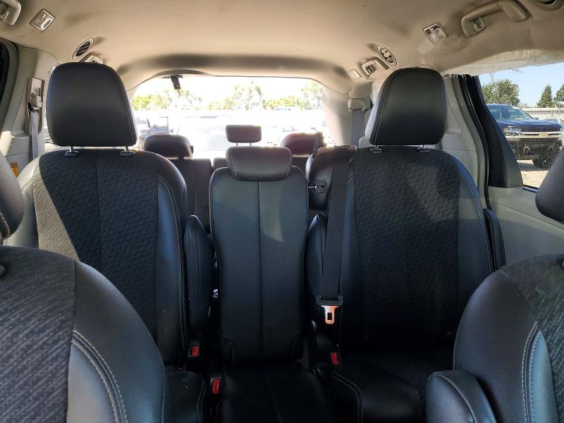 Продажа на аукционе авто 2014 Toyota Sienna, vin: 5TDXK3DC9ES470675, номер лота: 56993656