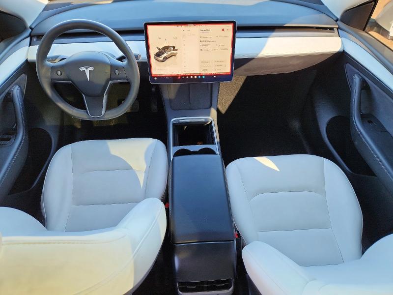 2024 Tesla Model Y მანქანა იყიდება აუქციონზე, vin: 7SAYGAEE2RF117301, აუქციონის ნომერი: 57588746