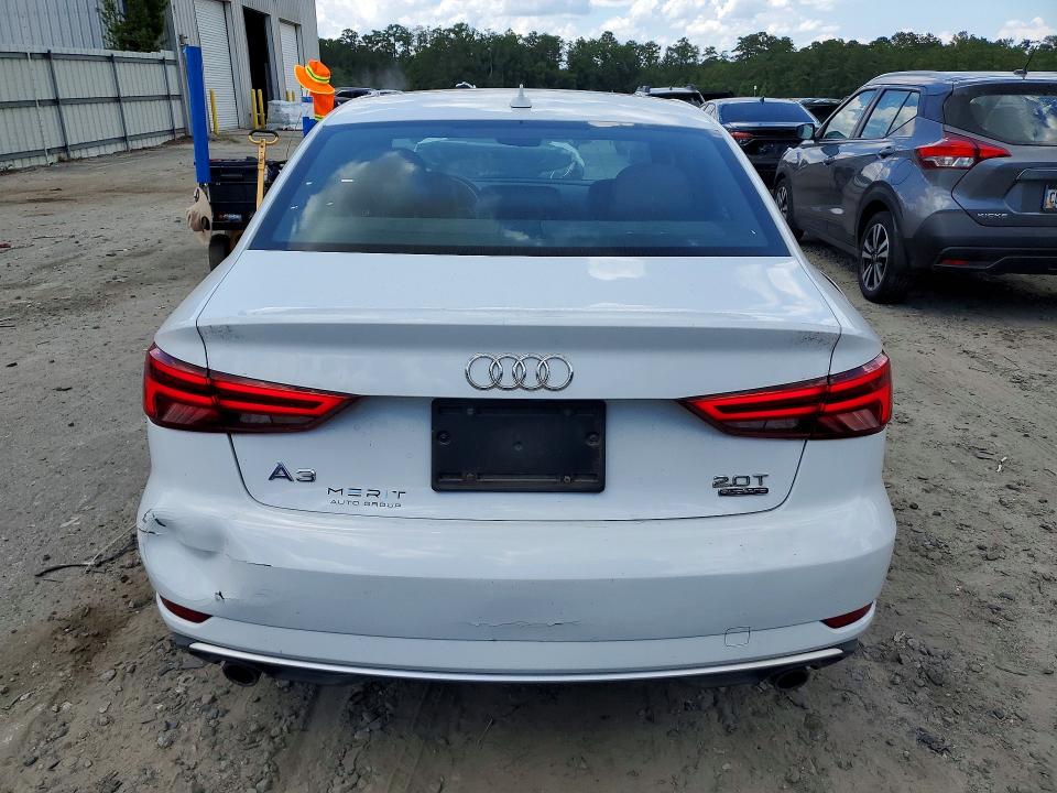56592946 :رقم المزاد ، WAUB8GFFXH1010544 vin ، 2017 Audi A3 مزاد بيع