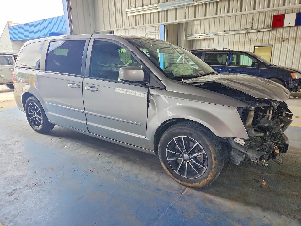 59001176 :رقم المزاد ، 2C4RDGEG1FR683755 vin ، 2015 Dodge Grand Caravan مزاد بيع
