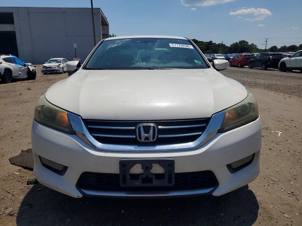 Auction sale of the 2014 Honda Accord, vin: 1HGCR2F53EA149121, lot number: 57179236