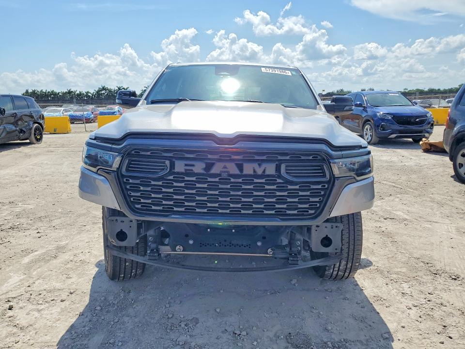 57391986 :رقم المزاد ، 1C6RREFG4SN712345 vin ، 2025 Ram 1500 مزاد بيع