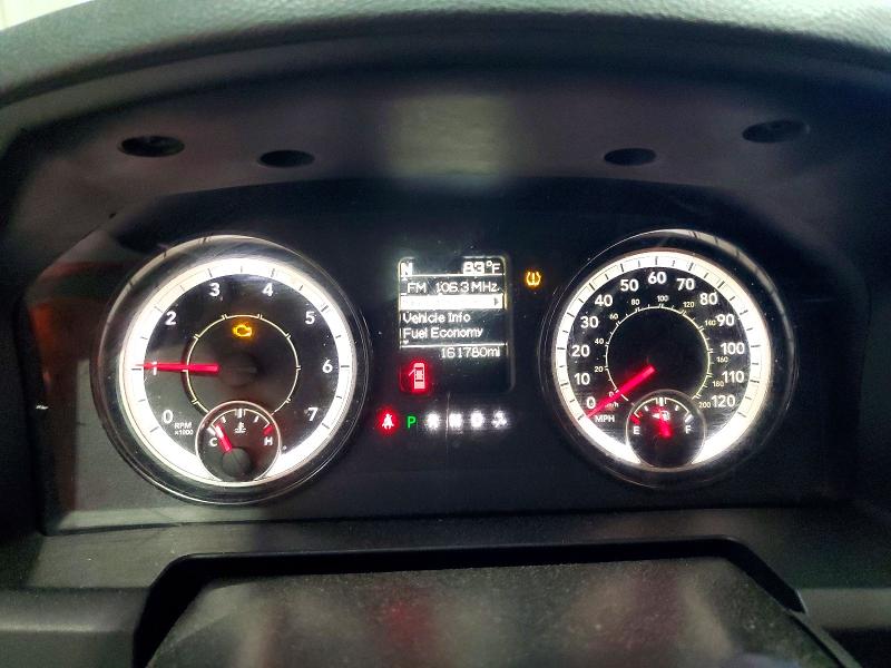 55885446 :رقم المزاد ، 3C6UR5CJ8JG276276 vin ، 2018 Ram 2500 مزاد بيع