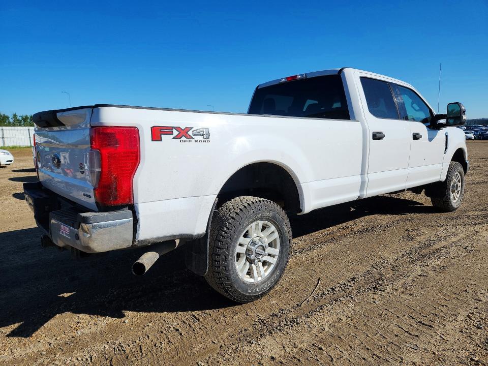 58587886 :رقم المزاد ، 1FT8W3B63KEC63934 vin ، 2019 Ford F350 مزاد بيع