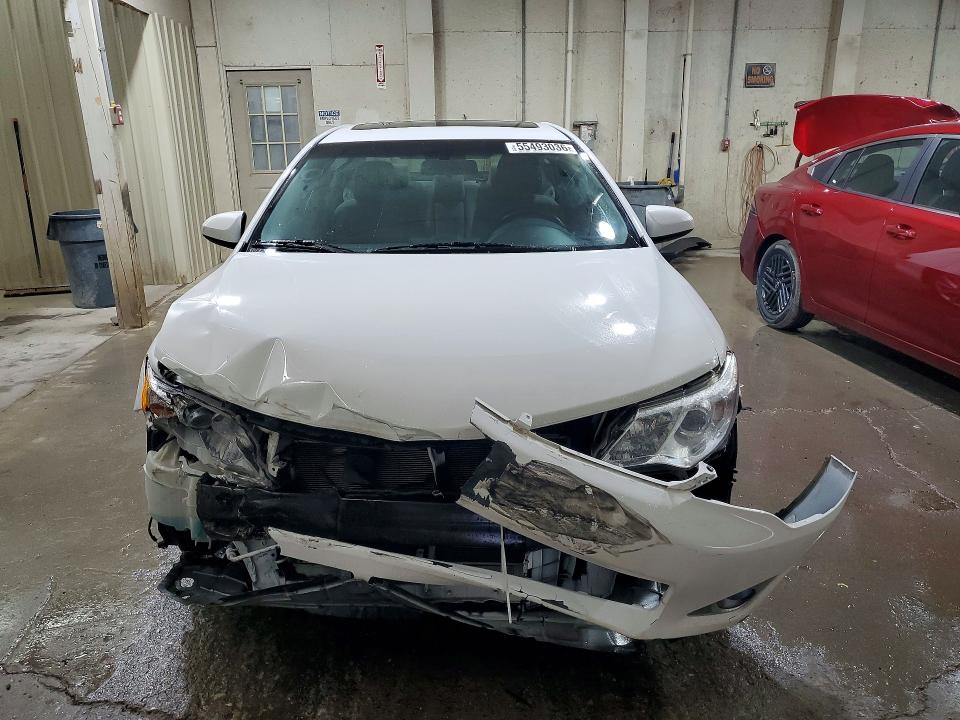 55493036 :رقم المزاد ، 4T1BF1FK2EU388169 vin ، 2014 Toyota Camry مزاد بيع