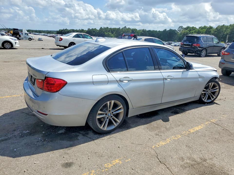 56067916 :رقم المزاد ، WBA3A5G57FNS90125 vin ، 2015 Bmw 328 مزاد بيع