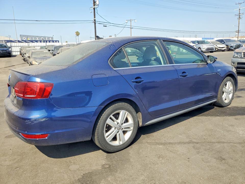 2013 Volkswagen Jetta მანქანა იყიდება აუქციონზე, vin: 3VW637AJ4DM226754, აუქციონის ნომერი: 57742186