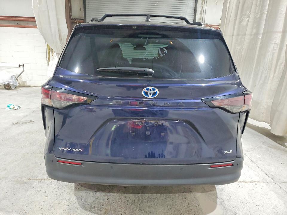 56756986 :رقم المزاد ، 5TDJSKFC3SS167951 vin ، 2025 Toyota Sienna مزاد بيع