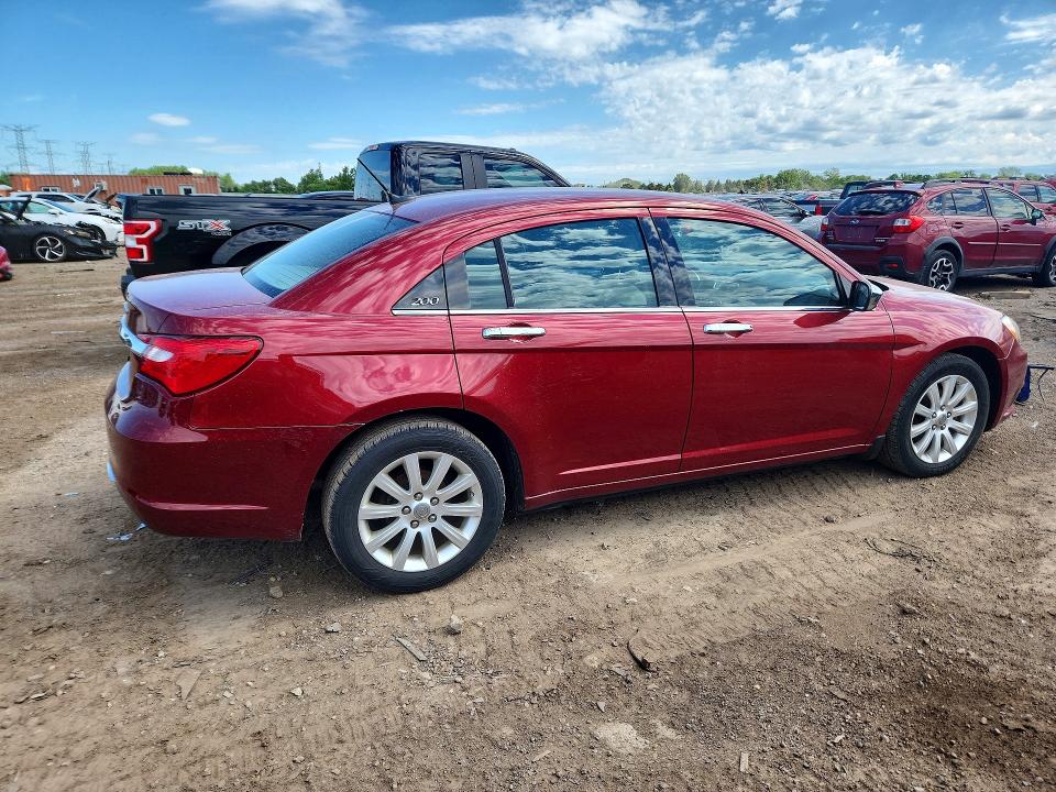 56876066 :رقم المزاد ، 1C3CCBCG5DN504744 vin ، 2013 Chrysler 200 مزاد بيع