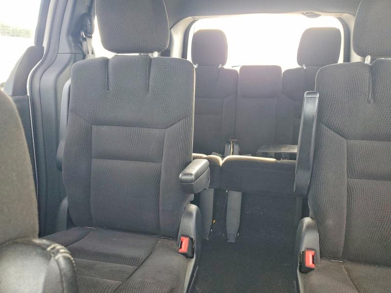 58744106 :رقم المزاد ، 2C4RDGBG3HR568212 vin ، 2017 Dodge Grand Caravan مزاد بيع