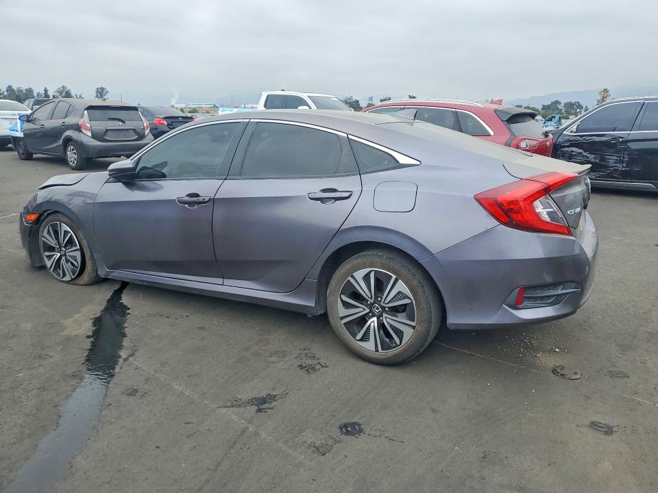 Продажа на аукционе авто 2018 Honda Civic, vin: JHMFC1F38JX005964, номер лота: 57884776