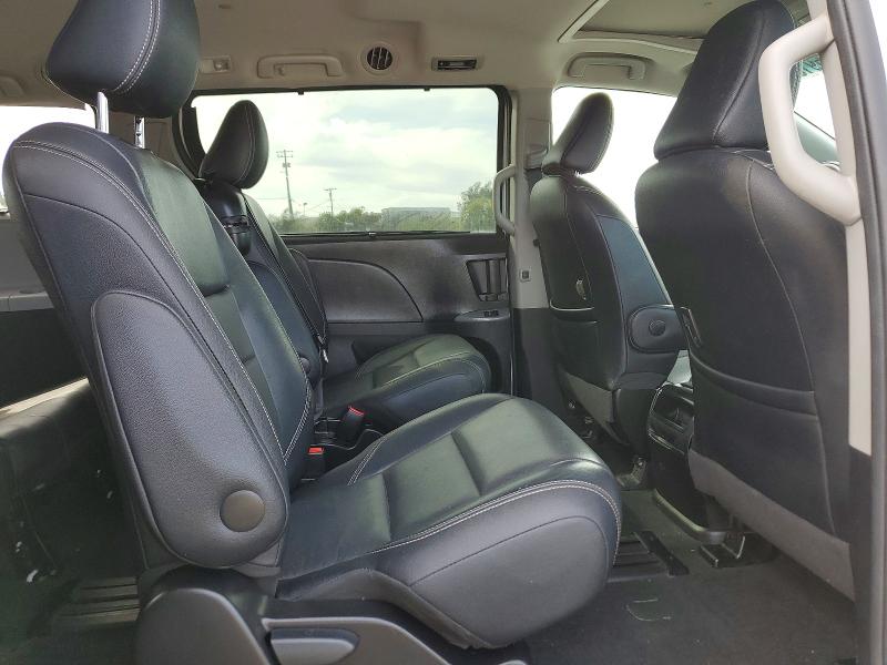 2016 Toyota Sienna მანქანა იყიდება აუქციონზე, vin: 5TDXK3DCXGS764461, აუქციონის ნომერი: 59131026