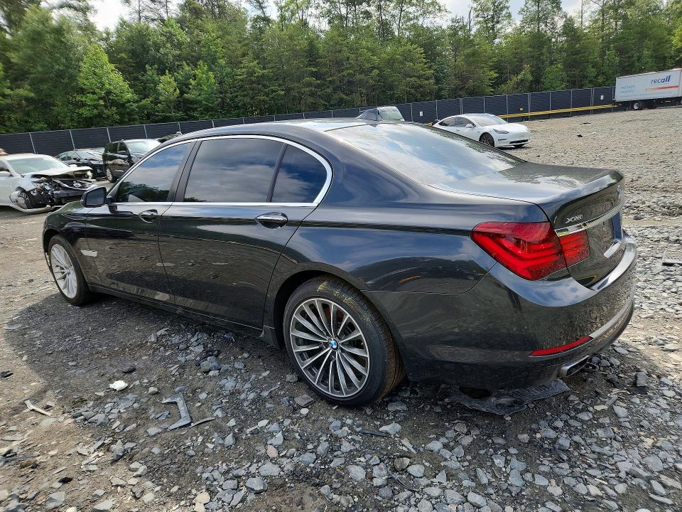 57398226 :رقم المزاد ، WBAYF8C5XDD140270 vin ، 2013 Bmw 750 مزاد بيع