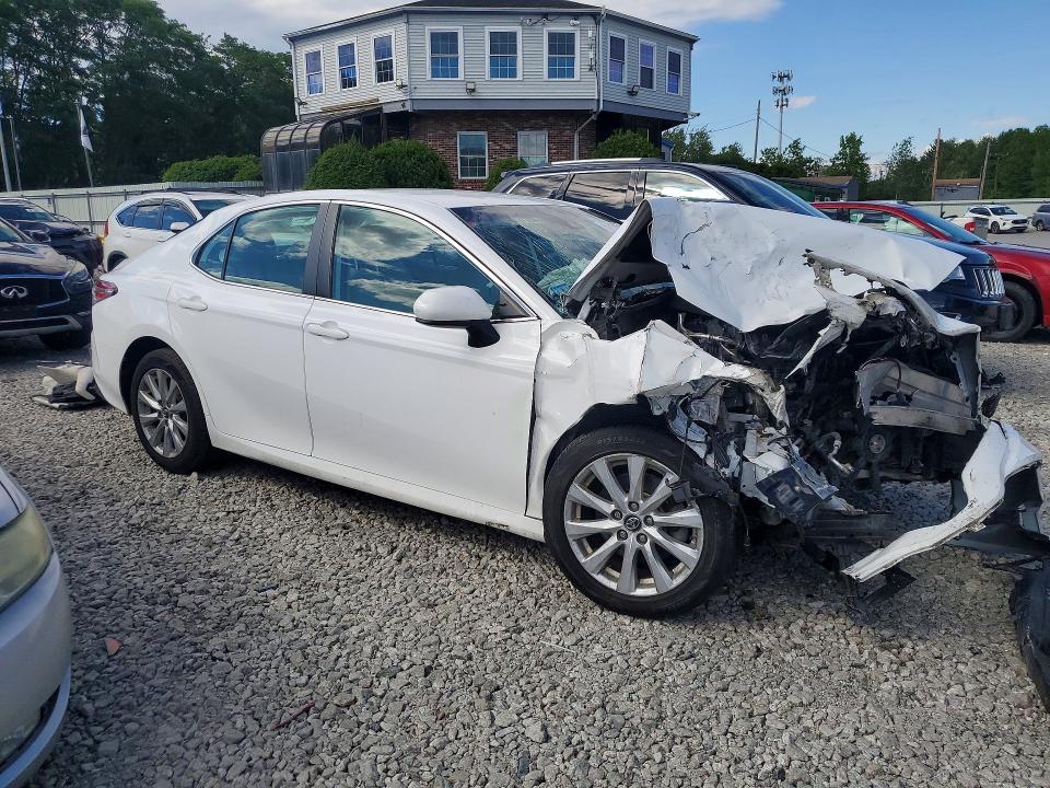 2019 Toyota Camry მანქანა იყიდება აუქციონზე, vin: 4T1B11HK4KU819618, აუქციონის ნომერი: 57719956
