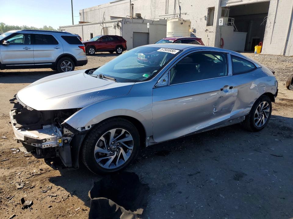 Auction sale of the 2019 Honda Civic, vin: 2HGFC4B61KH305677, lot number: 57565856
