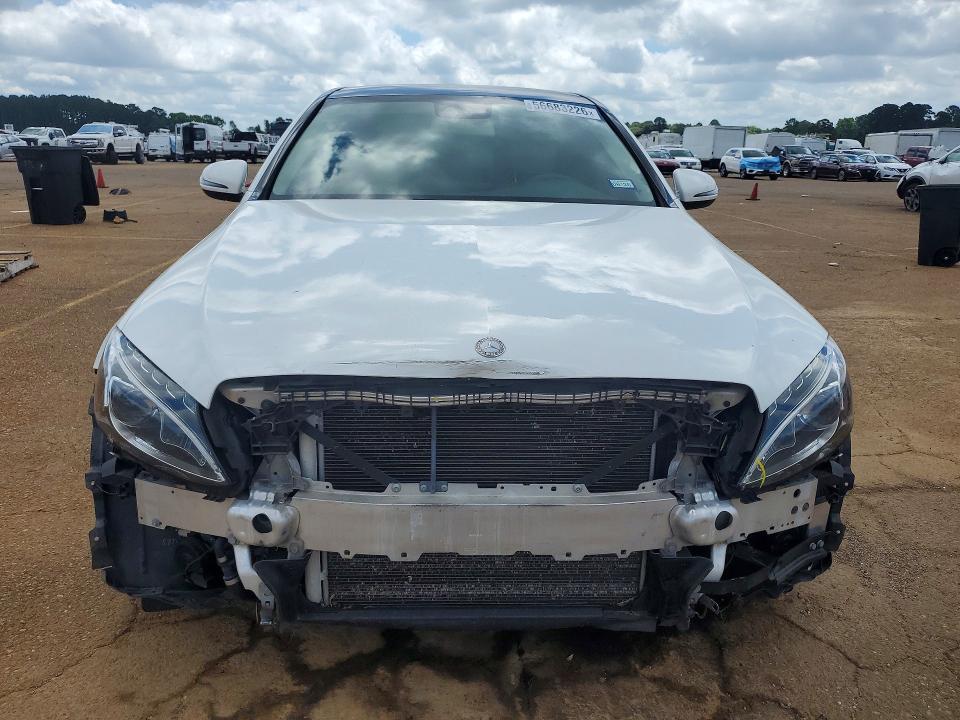 2016 Mercedes-benz C მანქანა იყიდება აუქციონზე, vin: 55SWF4JB8GU140808, აუქციონის ნომერი: 56683226