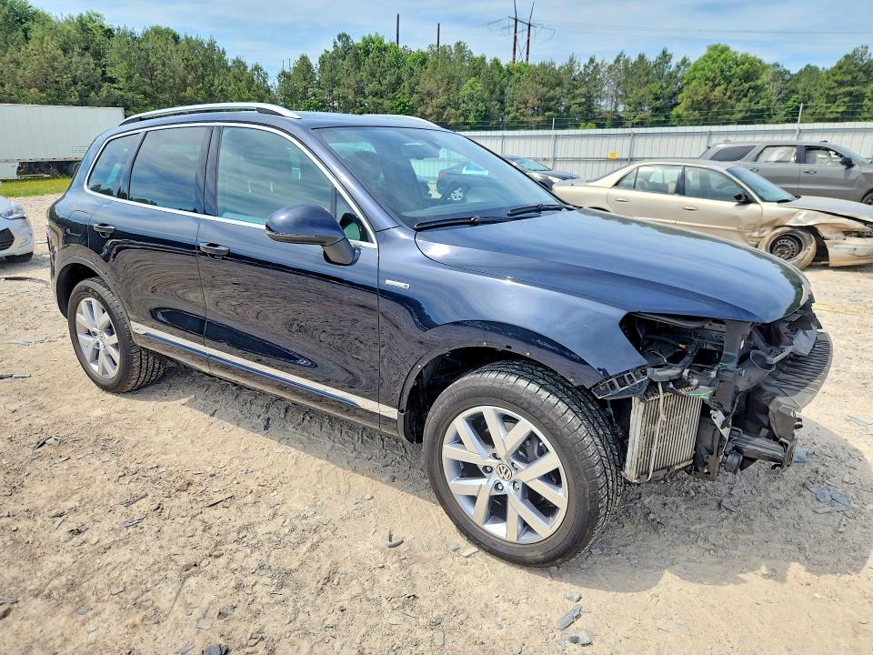 Продажа на аукционе авто 2014 Volkswagen Touareg, vin: WVGEP9BP6ED006817, номер лота: 56081816