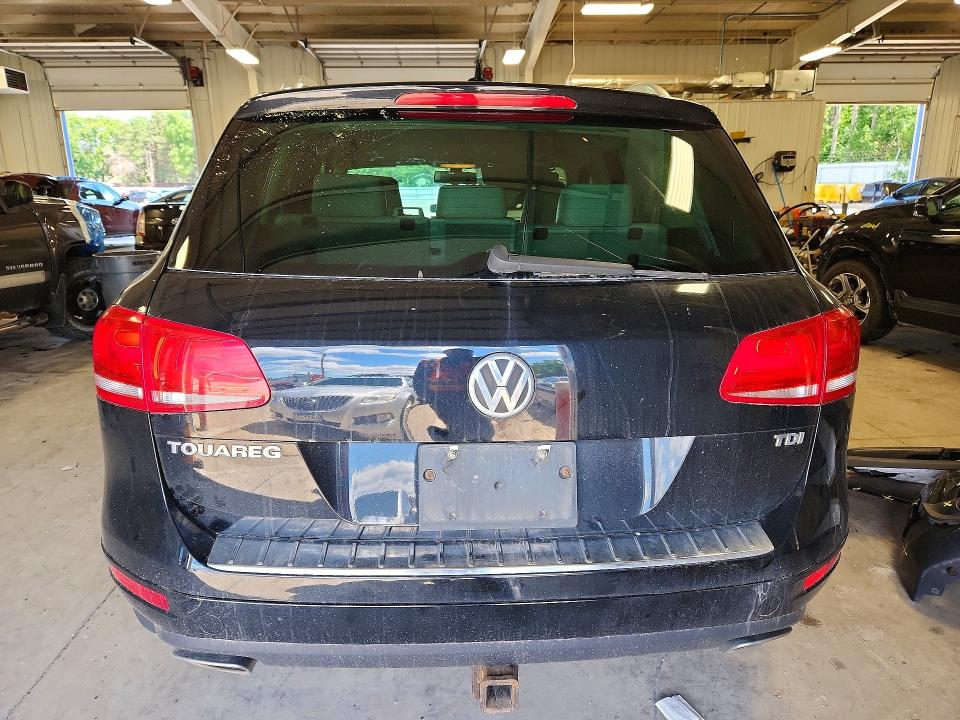 2012 Volkswagen Touareg მანქანა იყიდება აუქციონზე, vin: WVGEK9BPXCD010395, აუქციონის ნომერი: 57259986
