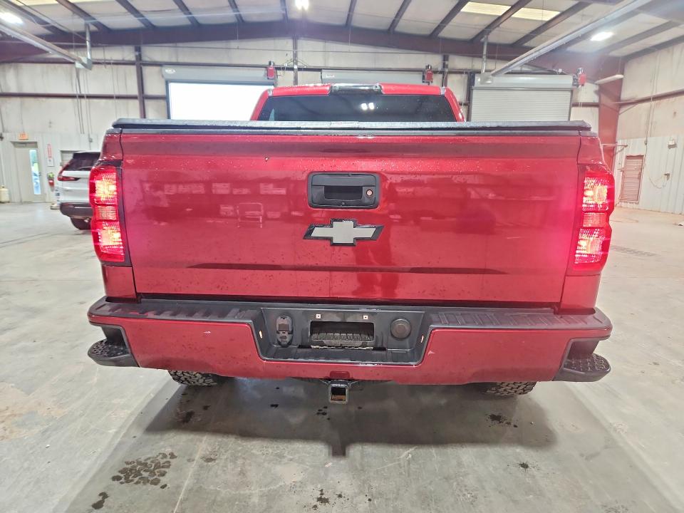 Продажа на аукционе авто 2018 Chevrolet Silverado, vin: 3GCUKREC1JG632943, номер лота: 58381466