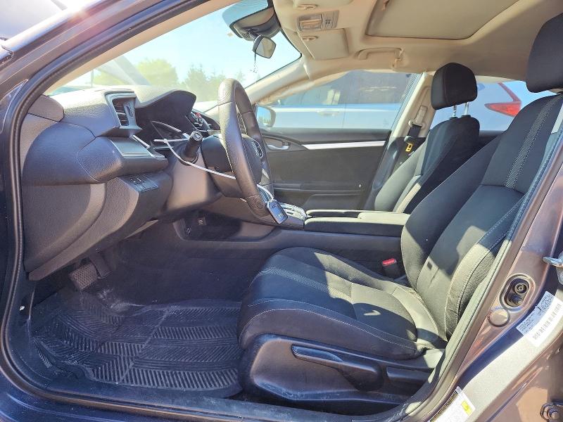 58302806 :رقم المزاد ، 2HGFC2F83JH023202 vin ، 2018 Honda Civic مزاد بيع