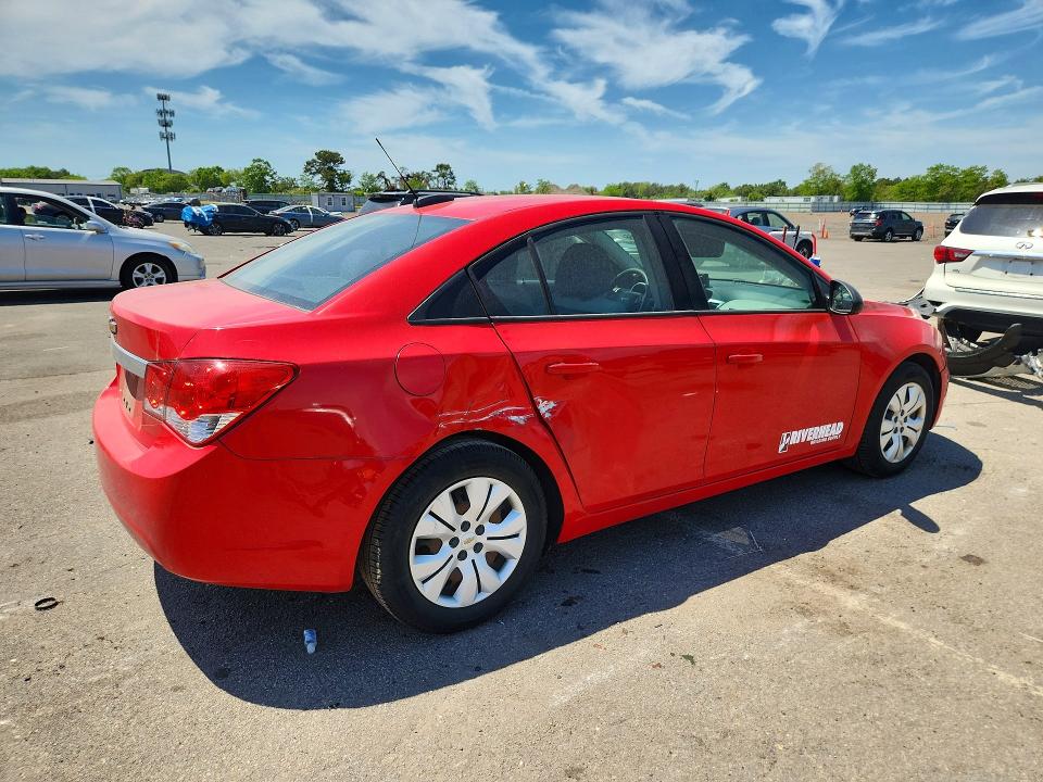 56239056 :رقم المزاد ، 1G1PA5SG0F7179538 vin ، 2015 Chevrolet Cruze مزاد بيع