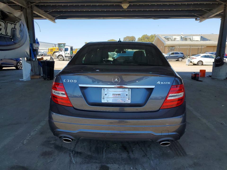 57965026 :رقم المزاد ، WDDGF8AB6DR273320 vin ، 2013 Mercedes-benz C مزاد بيع