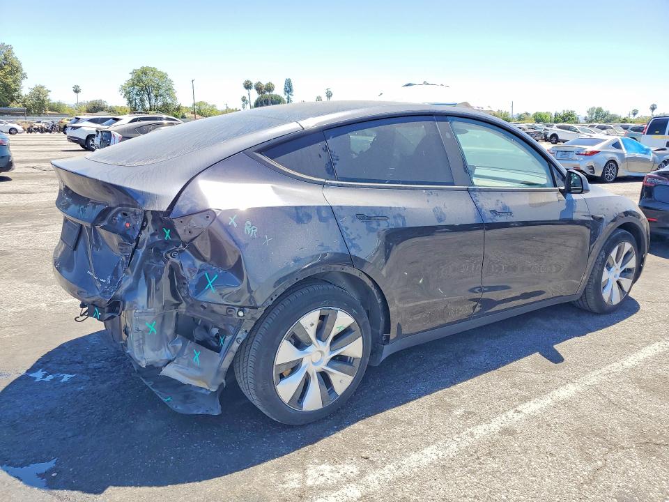 2024 Tesla Model Y მანქანა იყიდება აუქციონზე, vin: 7SAYGAEE8RF037534, აუქციონის ნომერი: 56101566