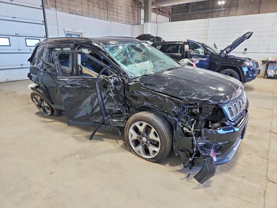 58238196 :رقم المزاد ، 3C4NJDCB7JT199429 vin ، 2018 Jeep Compass مزاد بيع