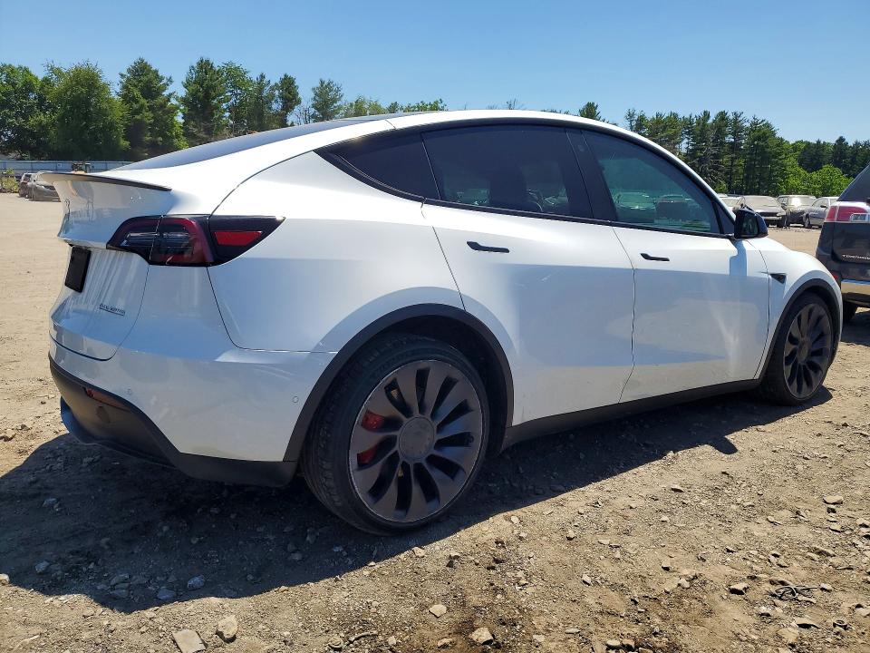 55814436 :رقم المزاد ، 7SAYGDEFXNF307271 vin ، 2022 Tesla Model Y مزاد بيع