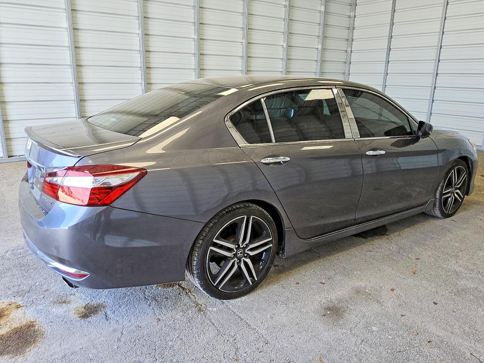 Продажа на аукционе авто 2017 Honda Accord, vin: 1HGCR2F53HA269666, номер лота: 57396956