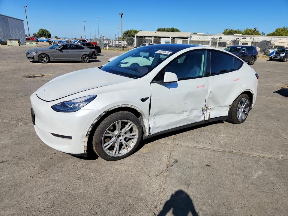 58914916 :رقم المزاد ، 5YJYGDEEXLF009403 vin ، 2020 Tesla Model Y مزاد بيع
