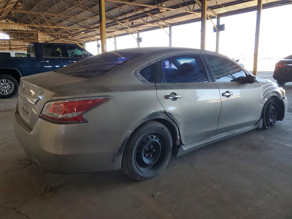 2015 Nissan Altima მანქანა იყიდება აუქციონზე, vin: 1N4AL3AP7FC163508, აუქციონის ნომერი: 55474226