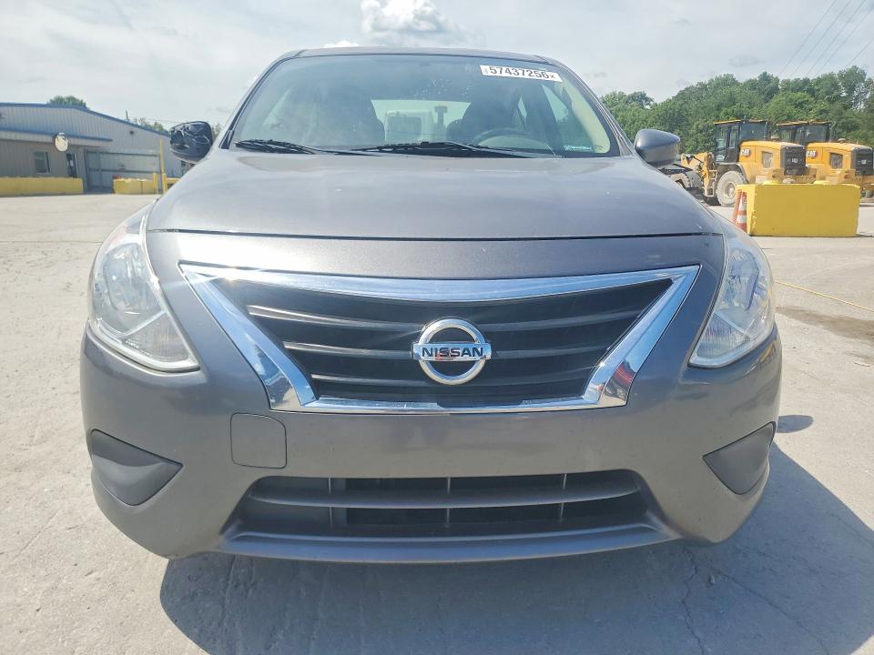 57437256 :رقم المزاد ، 3N1CN7AP5HL903135 vin ، 2017 Nissan Versa مزاد بيع