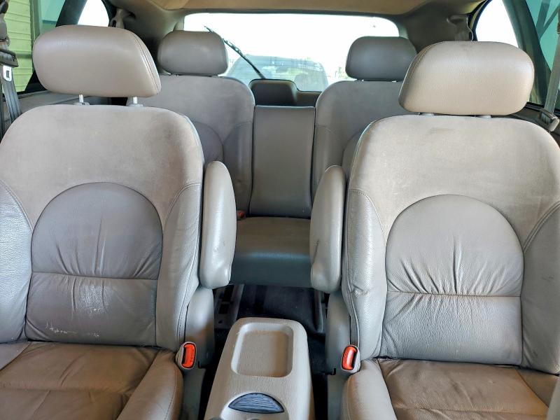 56325846 :رقم المزاد ، 2C8GP64L92R613047 vin ، 2002 Chrysler Town & Country مزاد بيع