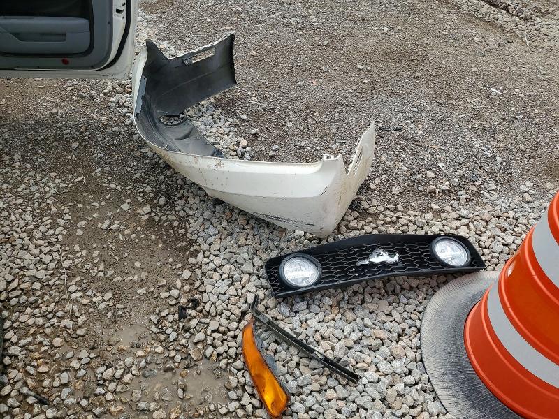 56418966 :رقم المزاد ، 1ZVHT82HX85159695 vin ، 2008 Ford Mustang مزاد بيع