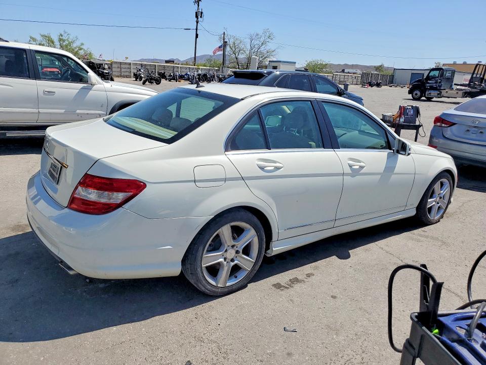 56053386 :رقم المزاد ، WDDGF5EB7BA526617 vin ، 2011 Mercedes-benz C مزاد بيع